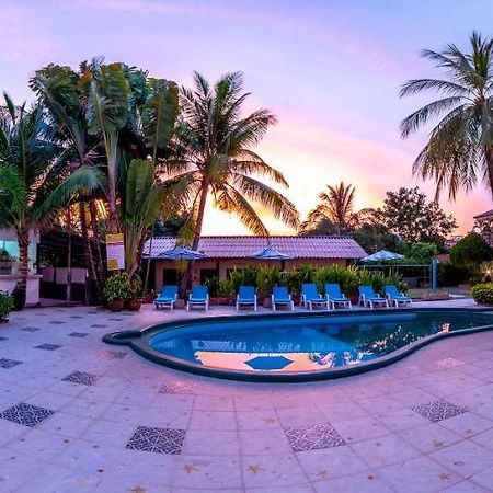 Coconut Resort Hotel Patong Exteriér fotografie
